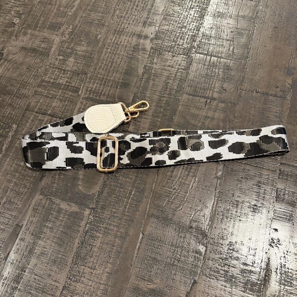 Purse Guitar Strap Grey and Black Cheetah Print